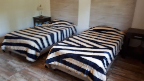 Casa En Venta - 3 Dormitorios 2 Baños - Galpón - 3.000mts2 - Uspallata, Mendoza