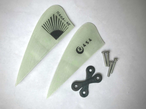 Quillas Kite 45mm, Tipo Cabrinha, 2 U. Tornillos Y Arandelas