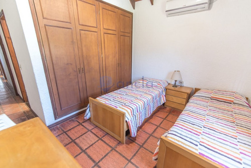 Punta Del Este, Zona Mansa- Ref: 1139