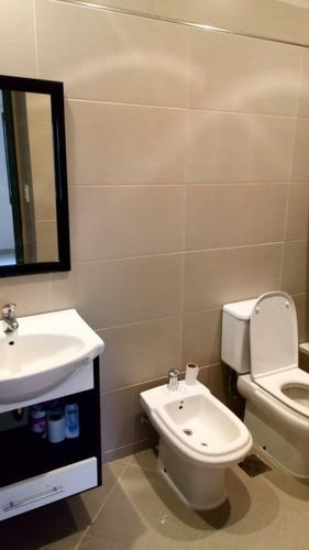 Venta - Excelente Depto T/casa 2 Amb A Nuevo! Banfield