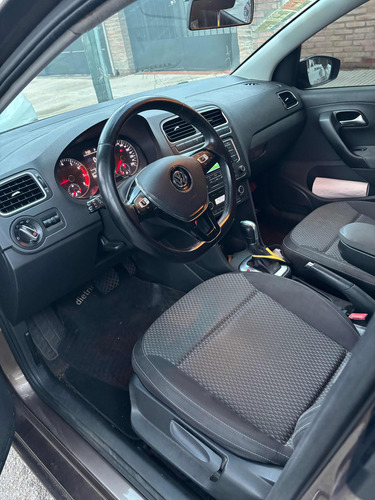 Volkswagen Polo 1.6 Comfortline Tiptronic