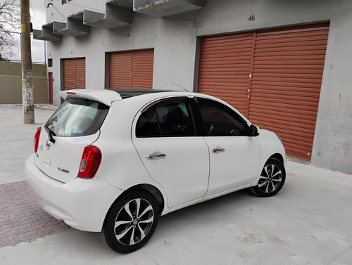 Nissan March 1.6 16v Sl Aut. 5p