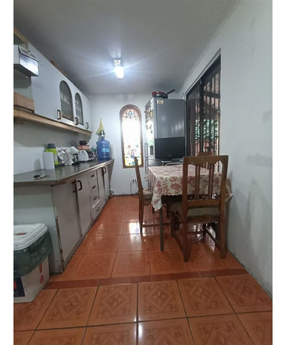 Casa En Venta De 2 Dorm. En La Florida Dos Locales Comercial