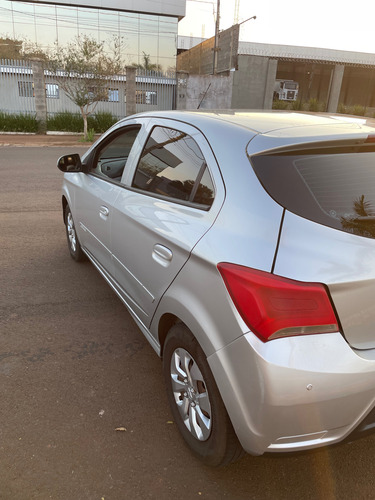 Chevrolet Onix 1.0 Lt 5p