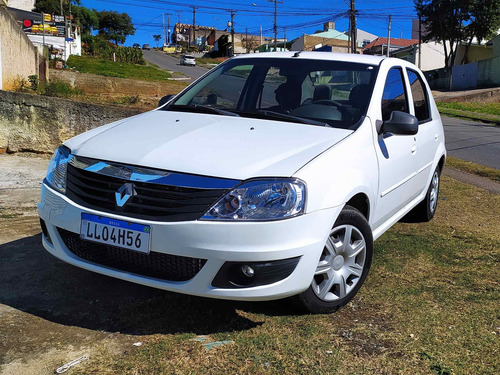 Renault Logan 1.6 Exp Hi-flex 4p