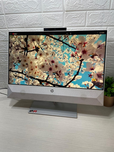 Hp All In One Amd Ryzen 5 3550h Tactil 16gb Y 500gb Ssd Blanco (Reacondicionado)