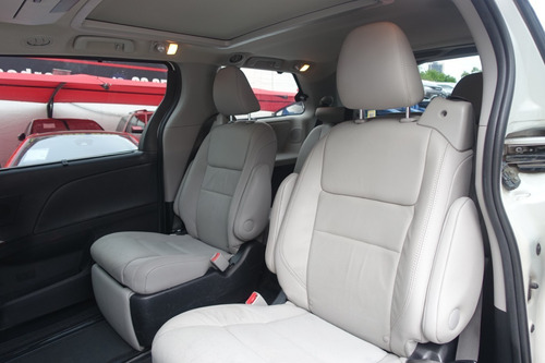 Imagen 9 de 13 de Toyota Sienna Limited 2015