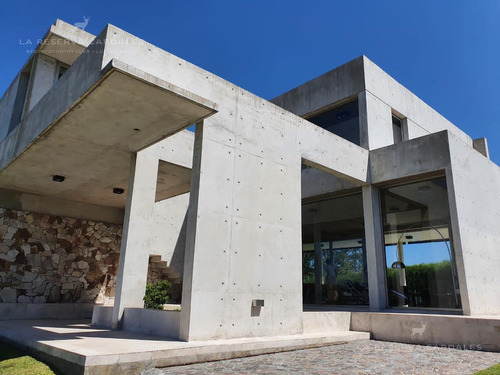La Reserva Cardales - Casa En Venta Frente A Laguna