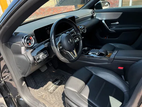 Mercedes-Benz Clase CLA 1.6 200 Cgi Mt