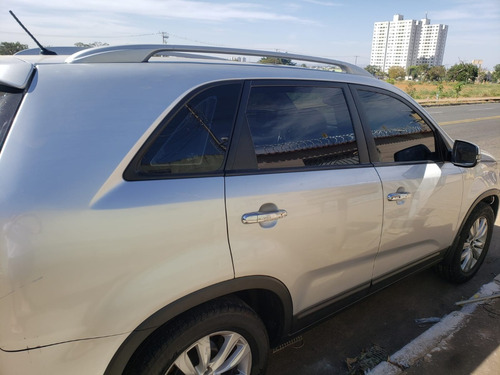 Imagem 15 de 15 de Kia Sorento 7 Lugares