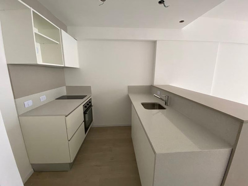 Imagen 5 de 15 de Venta Con Renta · Apto Profesional · Monoambiente · Sum Con Parrilla · Laundry