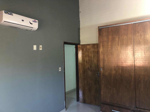 Imagen 9 de 10 de Alquilo Duplex A 1 Cuadra De Avda. Peron Y Piribebuy