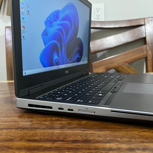 Dell Precision 7540 Workstation Intel I9 9na 512 Ssd 32 Ram Plateado (Usado)