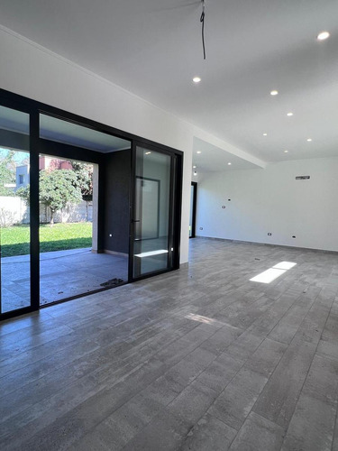 Venta Casa A Estrenar 5 Ambientes En Planta Baja - Barrio Los Ginkgos - Muñiz