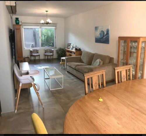 Duplex 4 Ambientes Amplios
