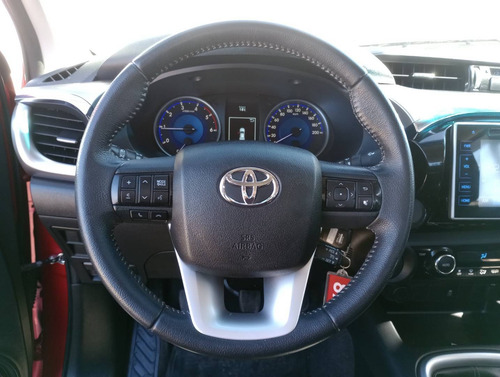 Imagen 5 de 15 de Toyota 2017 Hilux L/16 2.8 Dc 4x2 Tdi Srv Pack