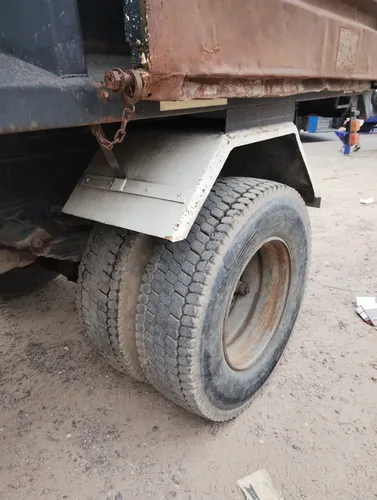Ford 700 Volcador