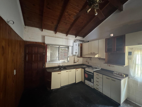 Casa En Venta, San Fernando, Vias Del Tres De La Costa Hacia El Rio