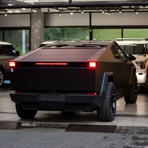 Tesla Cybertruck Foundation Series 2025