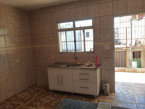 Imagem 5 de 14 de Alugo Quarto E Cozinha No Jd. Jacira ( Vi537 )