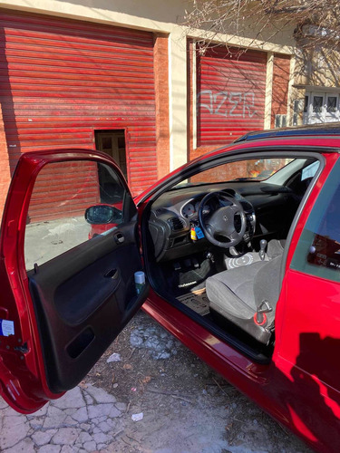 Imagen 8 de 15 de Peugeot 206 1.6 Xs Premium 2005