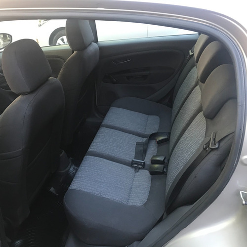 Imagen 4 de 8 de Fiat Punto