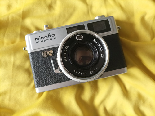 Minolta Hi Matic E Plateado (Usado)