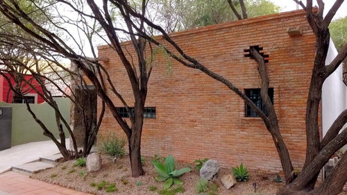 Imagen 26 de 30 de La Casa De Los Arboles Grandes En Venta, Fracc. Villa De Los