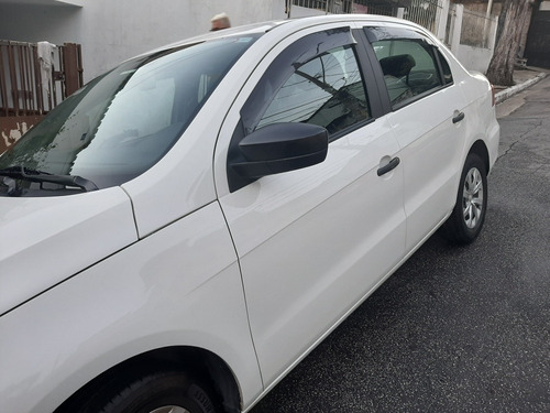 Imagem 3 de 7 de Volkswagen Voyage 2019 1.0 12v Total Flex 4p