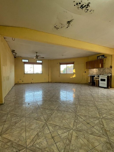 Local En Venta En Moron Sur