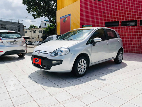 Fiat Punto 1.4 Attractive 8v Flex 4p Manual