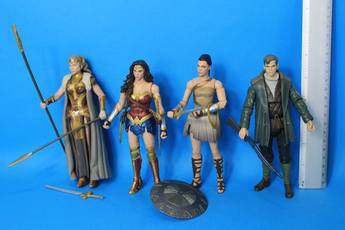 4 Figuras Lote Wonder Woman Dc Muiltiverse Mattel (Usado)
