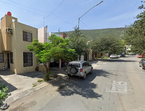 Casa En Venta En Parque Industrial, General Escobedo, N.l. / Recuperacion Bancaria Laab1