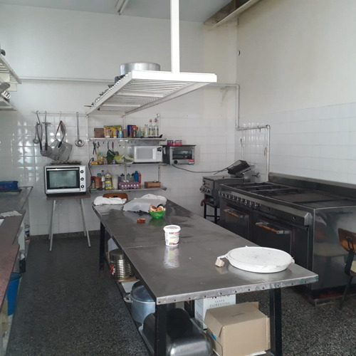 Imagen 5 de 14 de Vendo Hotel Próximo Al Centro. Ideal Para Trabajar C/ Grupos