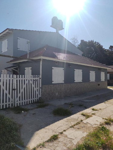 Dúplex En Venta - 4 Dormitorios 4 Baños - 50m2 - Mar Del Tuyu