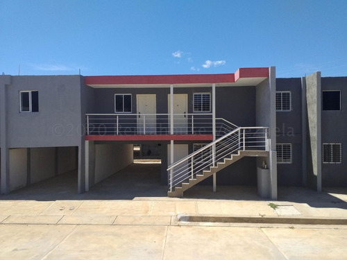 Imagen 2 de 5 de Apartamento En Planta Baja En Venta En Villa Privada #22-24261 04146954944