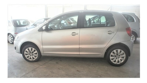 Imagem 4 de 12 de Vw - Volkswagen Fox 1.6 Mi Total Flex 8v 5p