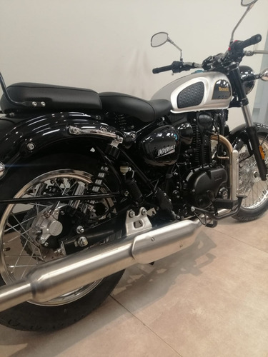 Imagen 23 de 23 de Benelli Imperiale 400