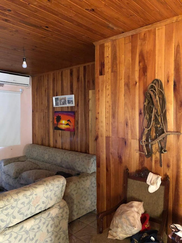 Casa De 3 Habitaciones En Venta, Bernardo De Irigoyen - Misiones
