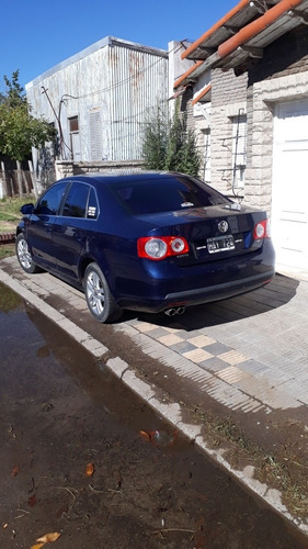 Volkswagen Vento 2.5 Advance 170cv 2008