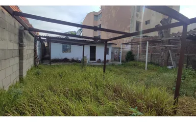 Lote y casalote en venta