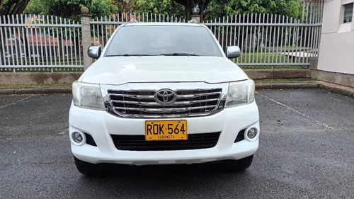 Imagen 8 de 15 de Toyota Hilux 2.5 Imv 4x4