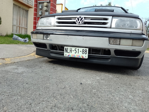 Volkswagen Jetta 2.0 Gls Aa At