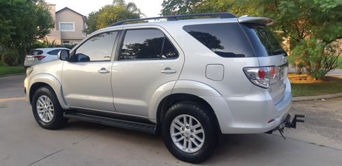 Toyota Sw4 3.0 Srv Cuero I 171cv 4x4 5at 2012