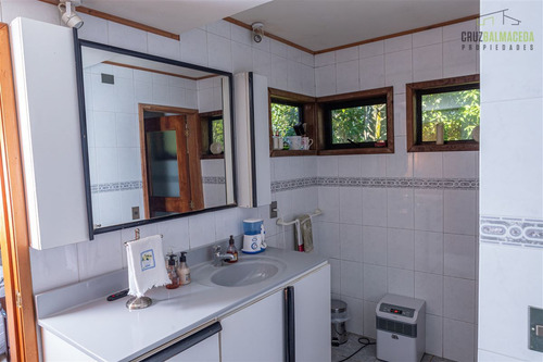 Casa En Venta De 6 Dorm. En Parrque Ivian I, Puerto Varas