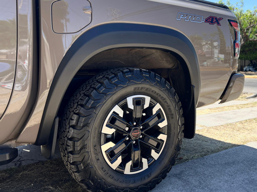Nissan Frontier 3.8 V6 Pro-4X 4Wd At