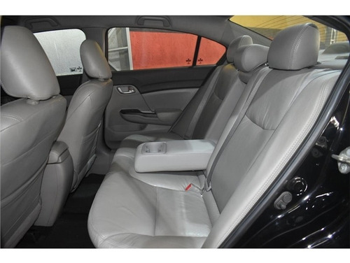 Imagem 8 de 15 de Honda Civic 1.8 Lxs 16v Flex 4p Automático