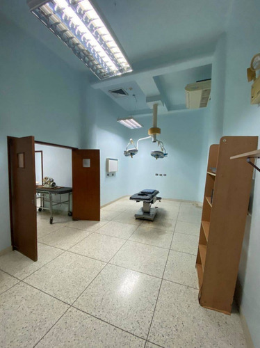 Imagen 12 de 18 de En Venta Edificacion P/centro Clinico O Profesional En Bejuma- Carabobo 164740 Andres Peña