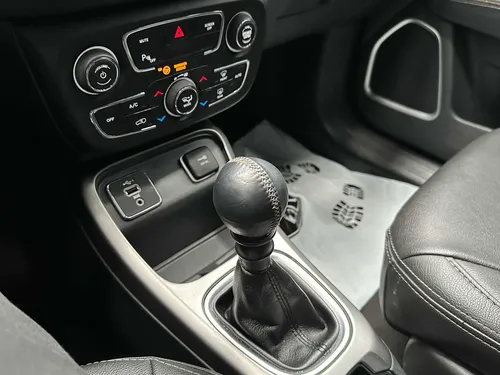 Jeep Compass 2.4 Sport 4x2