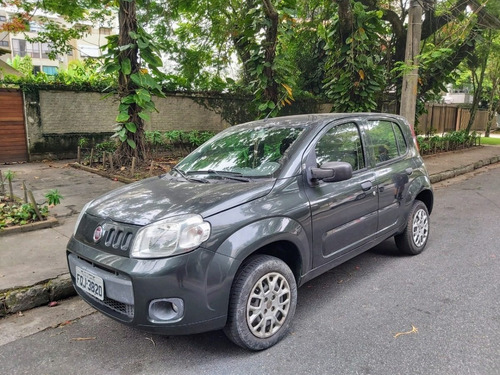 Fiat Uno Vivace 1.0 Flex 8v 2014 4 Portas Cinza